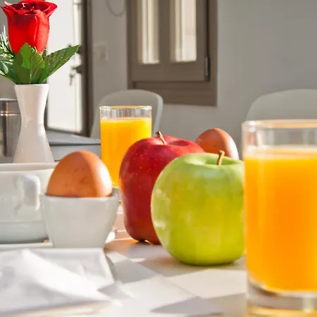 Nemesis 4* סנטוריני