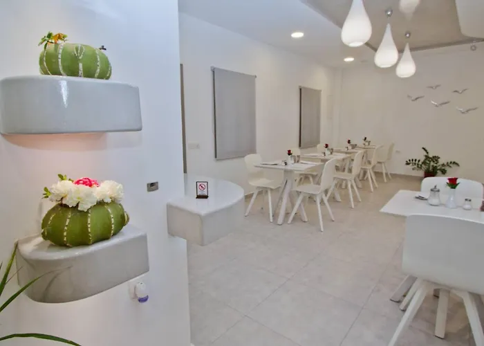 Nemesis Apartmanhotel Fíra