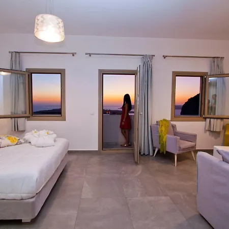 Nemesis Apartahotel Fira (Santorini)