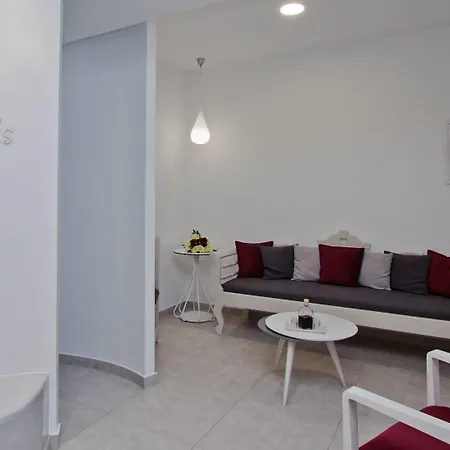 Aparthotel Nemesis Fira (Santorini)