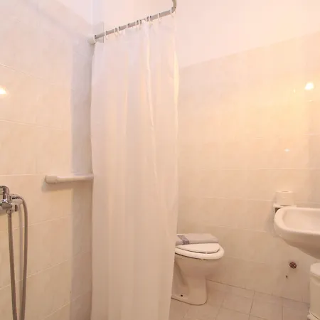 Nemesis Fira (Santorini)