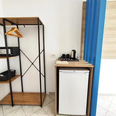 Aparthotel Nemesis Fira (Santorini)