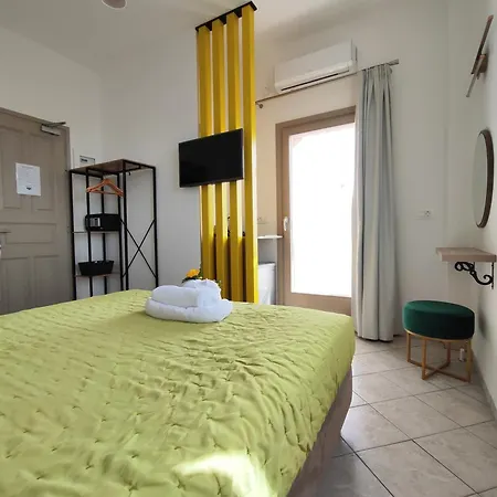 네머시스 산토리니