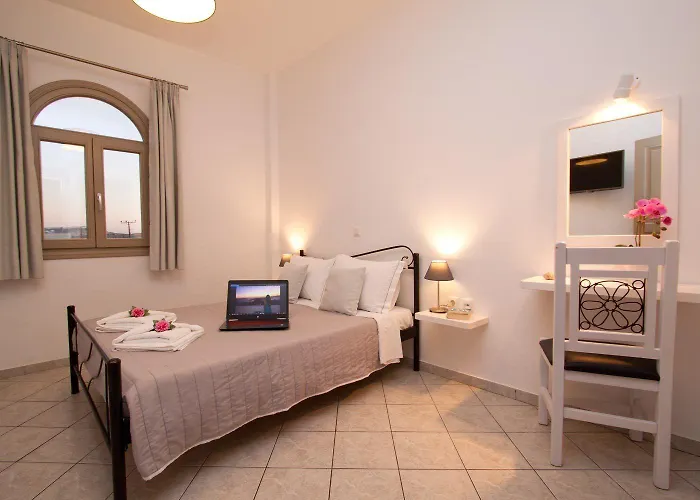 Aparthotel Nemesis Fira (Santorini)